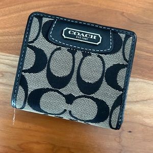 Mini signature coach Wallet
